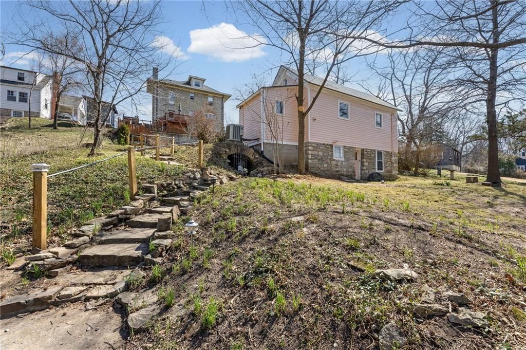 6 W 12th Street — photo 32