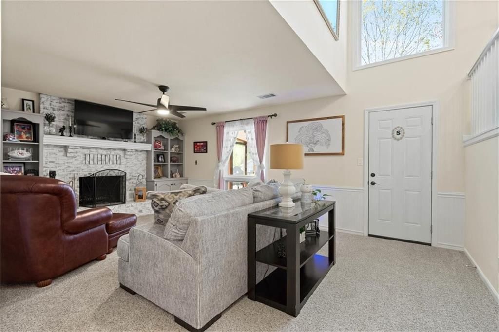 810 Crane Street — photo 27