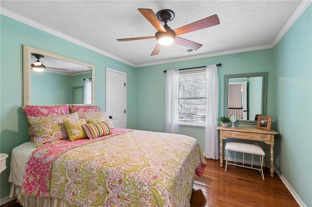 4607 Aminda Street — photo 31