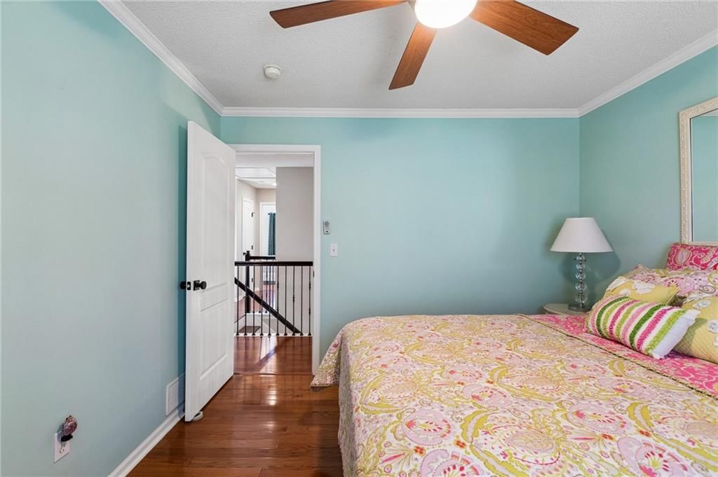 4607 Aminda Street — photo 32