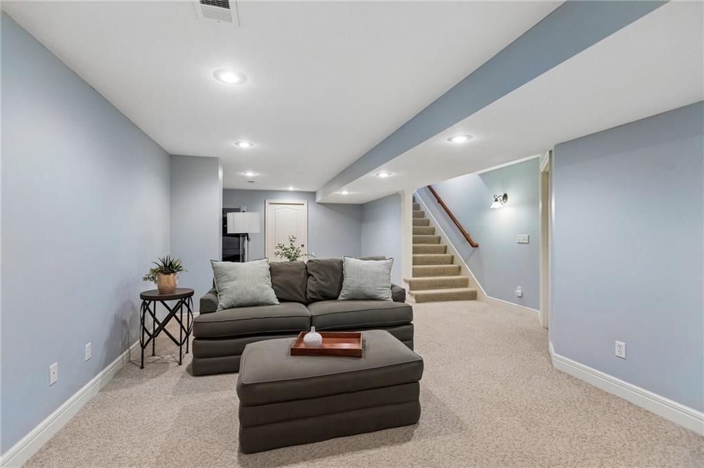 4607 Aminda Street — photo 35