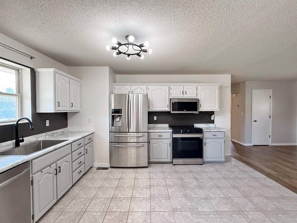 1409 Schrock Drive — photo 11