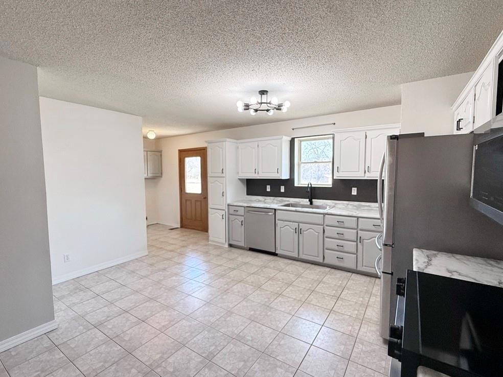 1409 Schrock Drive — photo 13