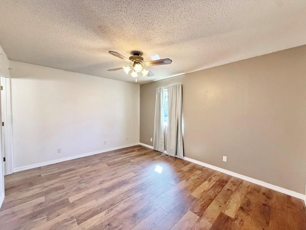 1409 Schrock Drive — photo 17