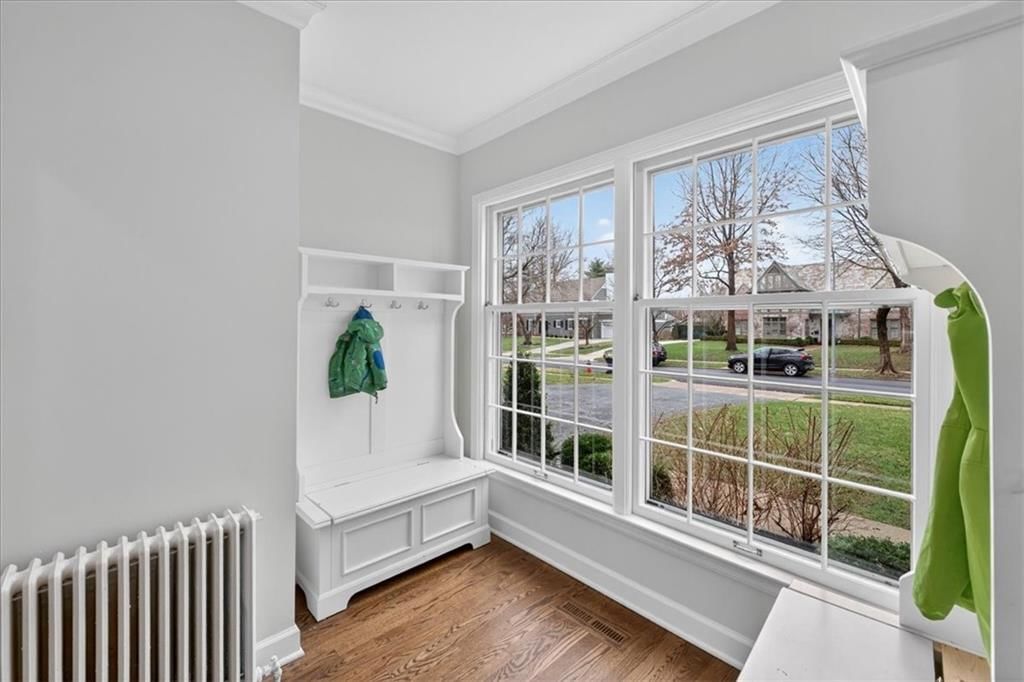 815 W 65th Street — photo 27