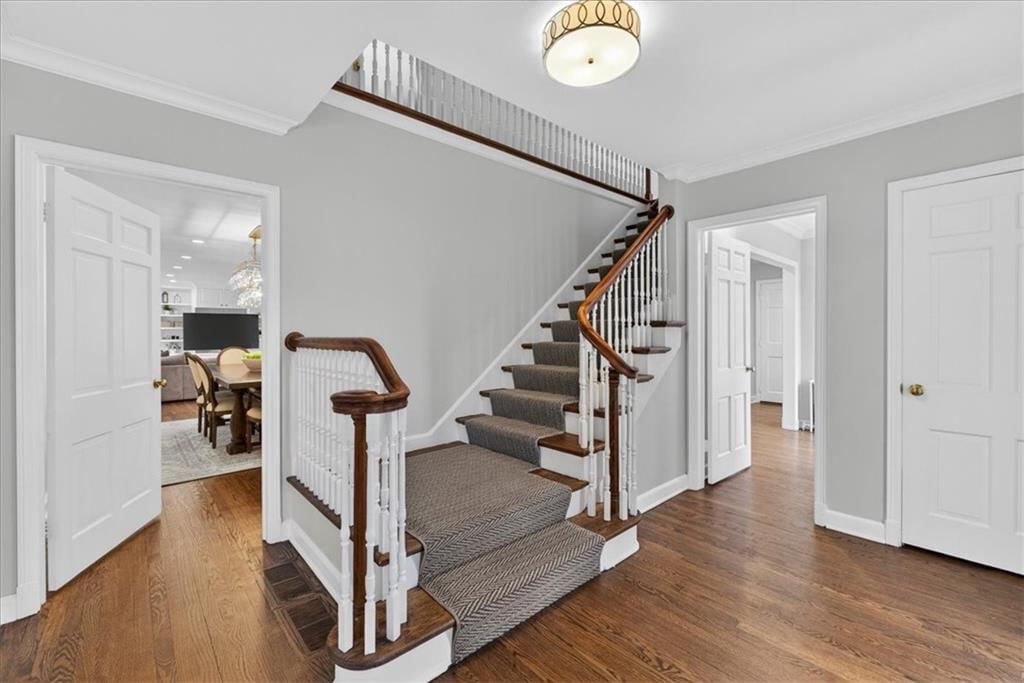 815 W 65th Street — photo 32