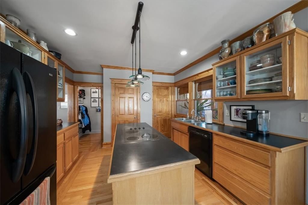 5901 Grand Avenue — photo 13