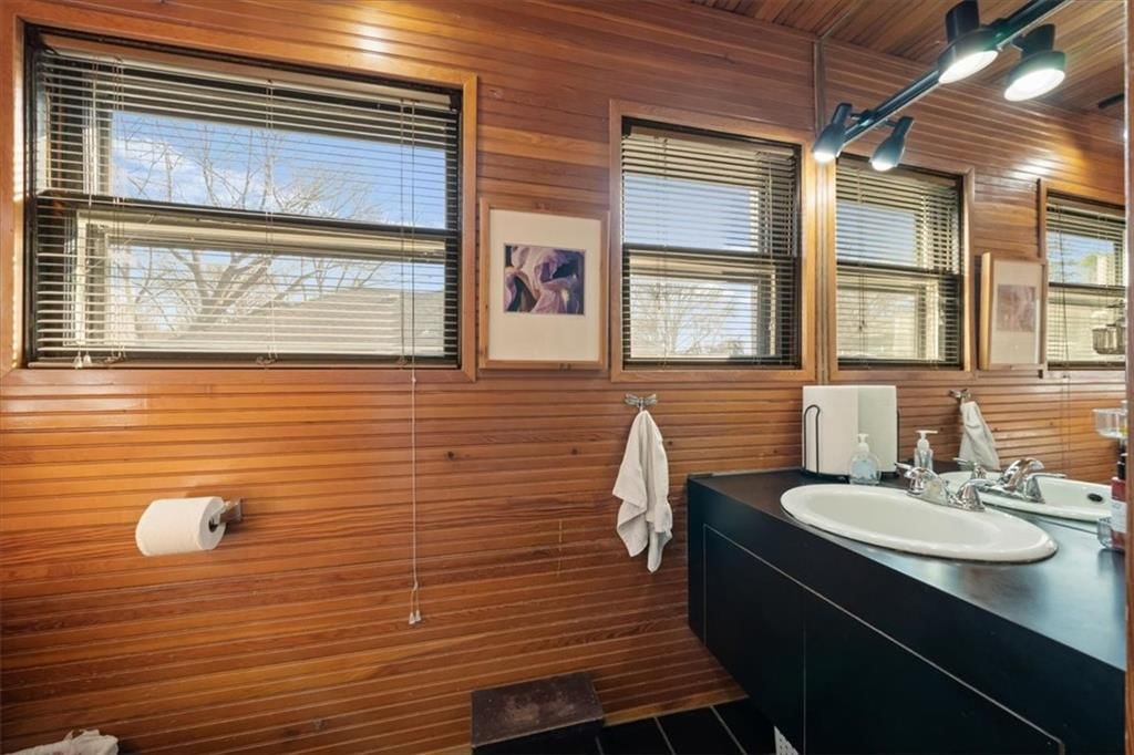 5901 Grand Avenue — photo 22