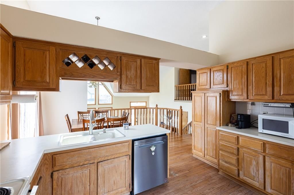 4711 Roundtree Court — photo 11