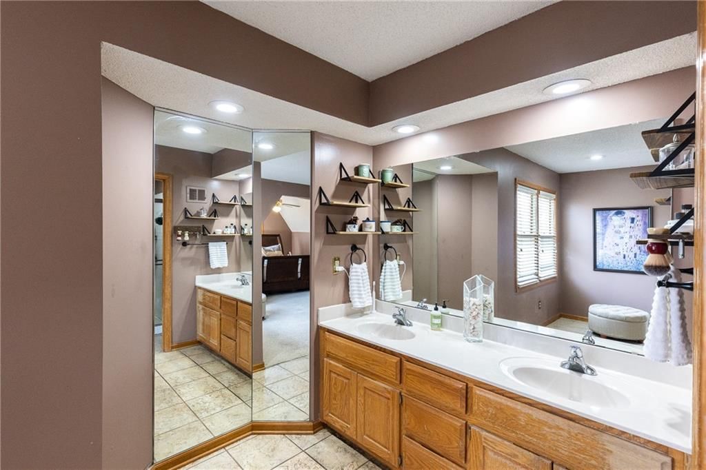 4711 Roundtree Court — photo 21