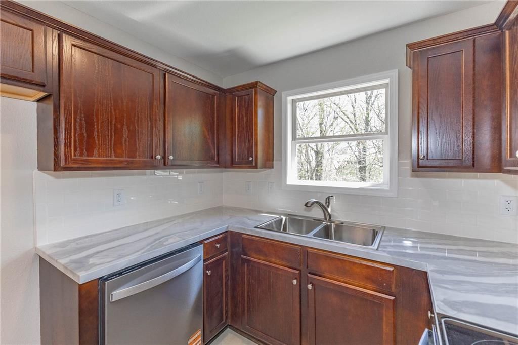 8853 Ann Avenue — photo 12