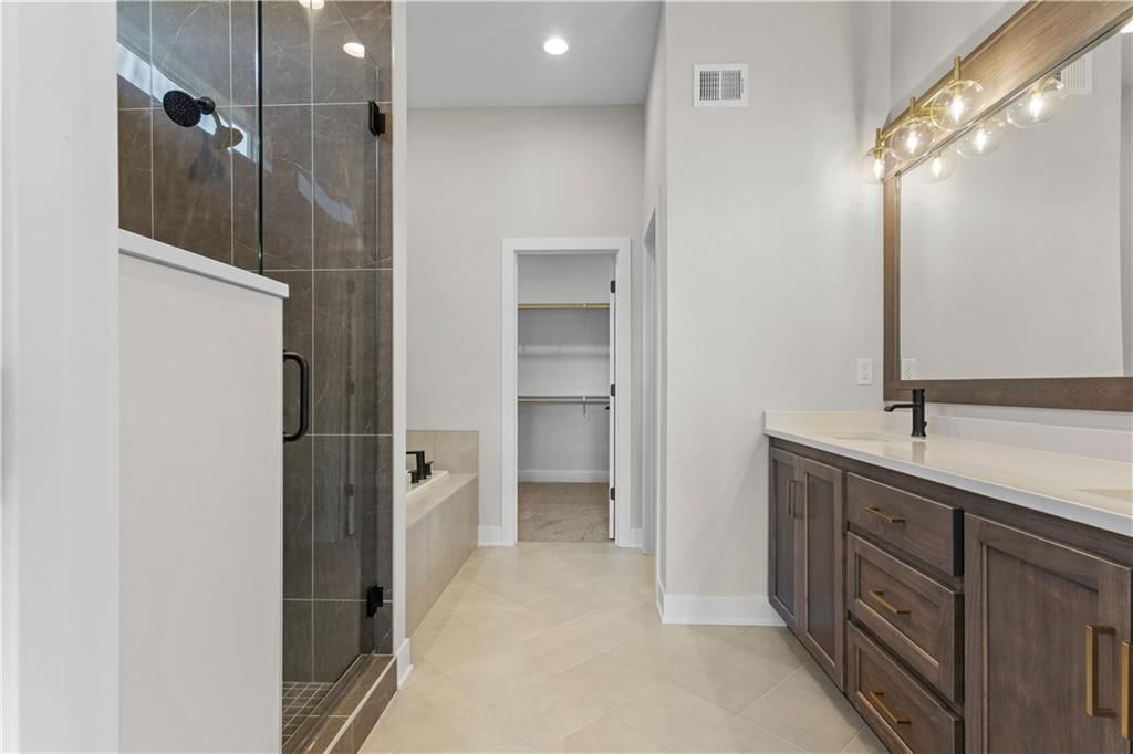 17412 Richards Street — photo 9