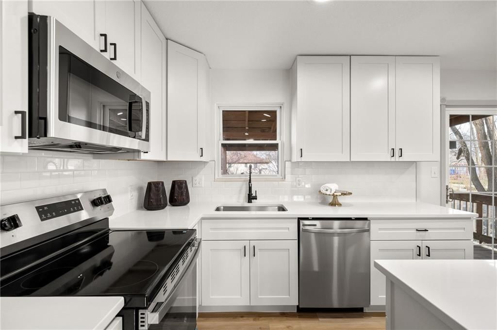 616 S Montclaire Drive — photo 12