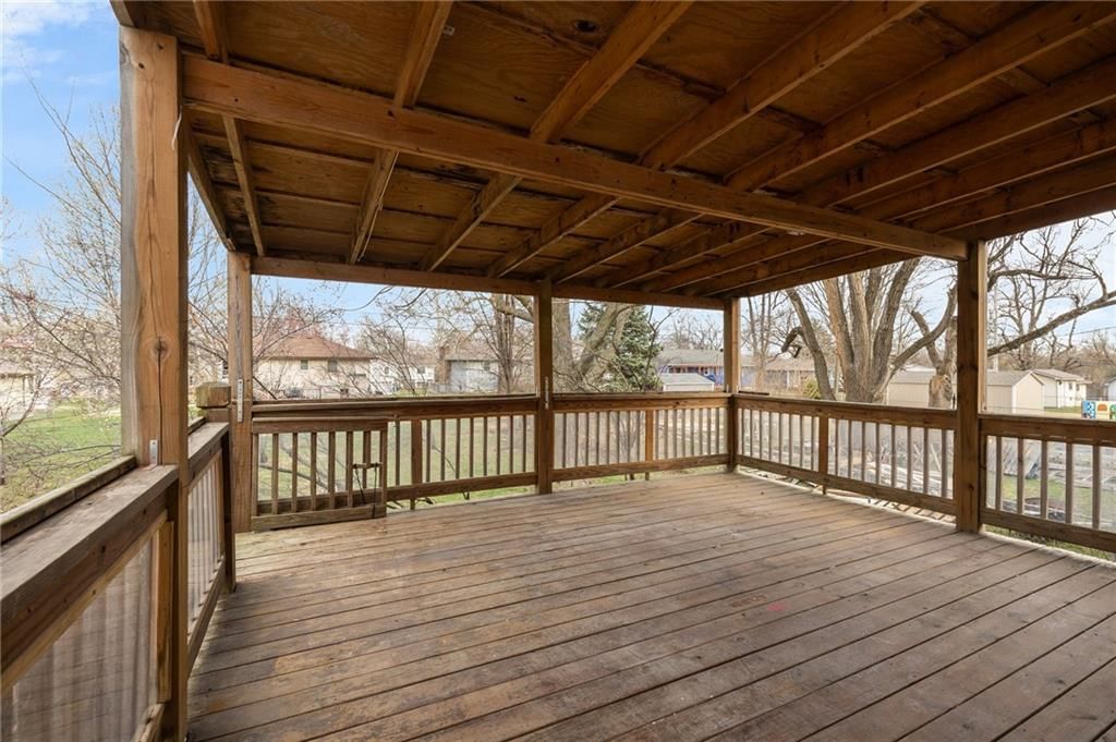 616 S Montclaire Drive — photo 32