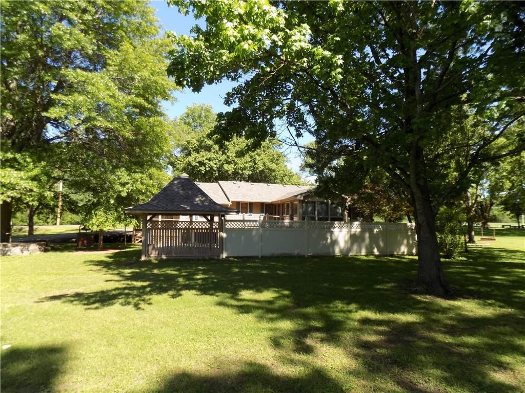 1200 S Lincoln Street — photo 34