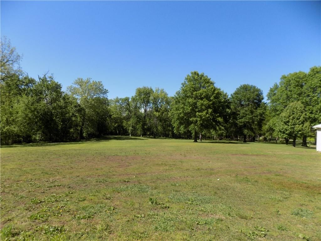 1200 S Lincoln Street — photo 37