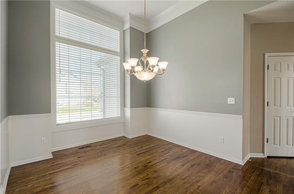 14200 Rosehill Street — photo 8