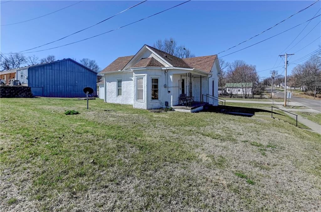 211 W Maple Street, Plattsburg, MO