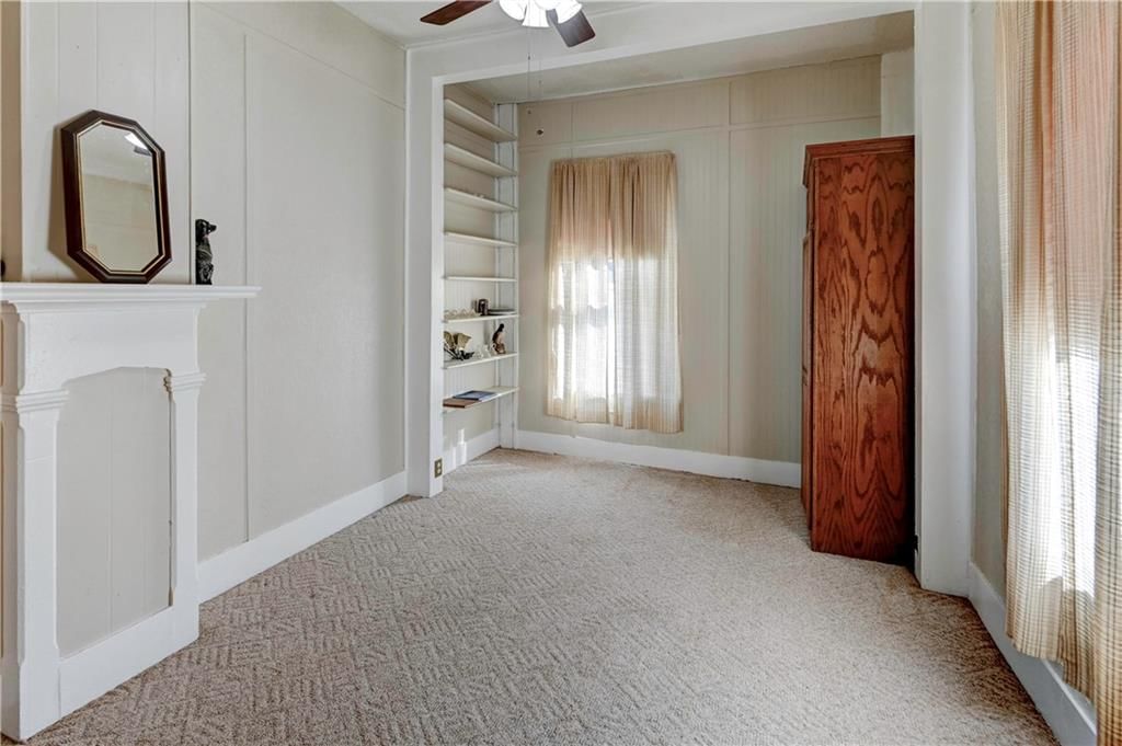 211 W Maple Street — photo 17