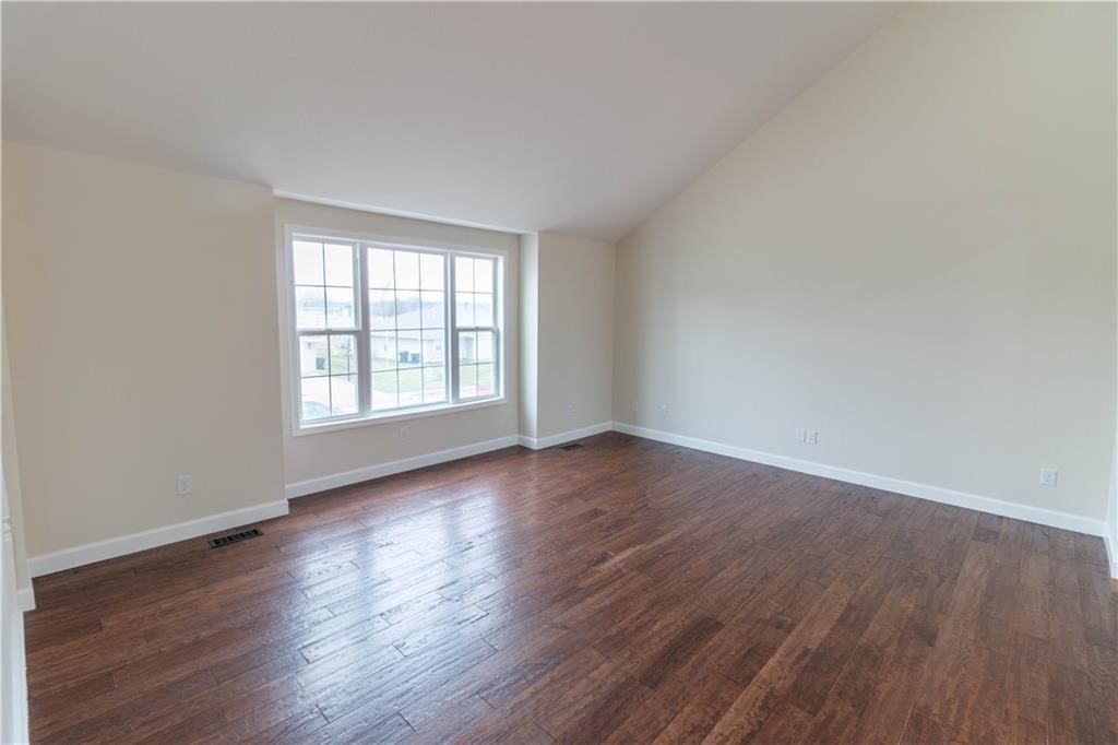 1005 E Pearl Court — photo 5