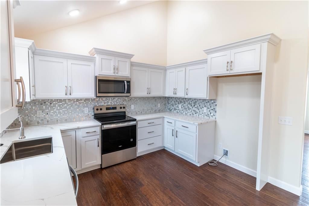 1005 E Pearl Court — photo 11