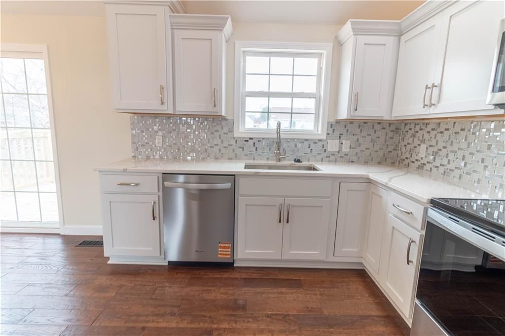 1005 E Pearl Court — photo 12