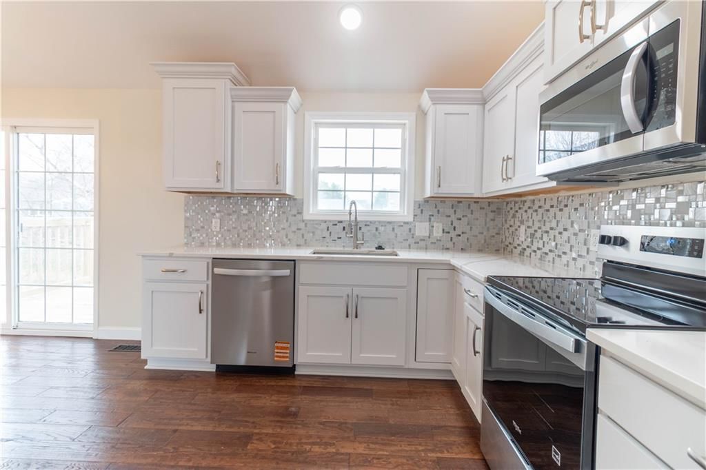 1005 E Pearl Court — photo 14