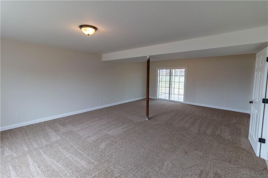 1005 E Pearl Court — photo 29