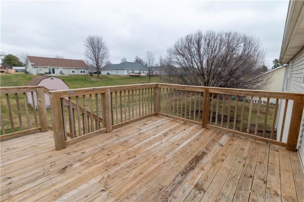 1005 E Pearl Court — photo 38