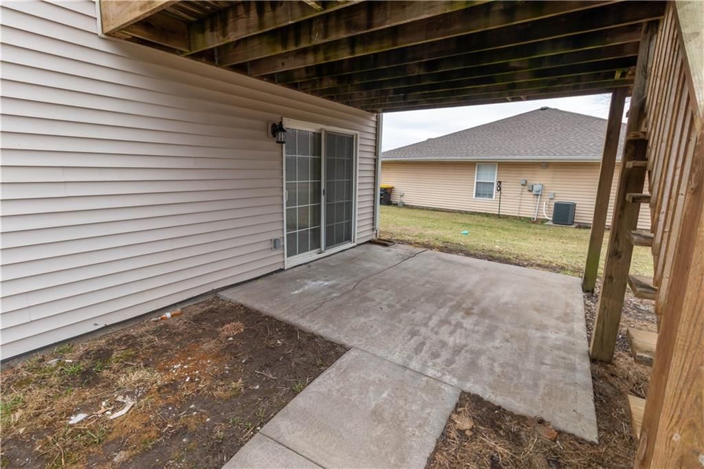 1005 E Pearl Court — photo 42