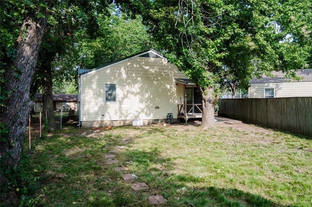 1222 Richard Avenue — photo 21