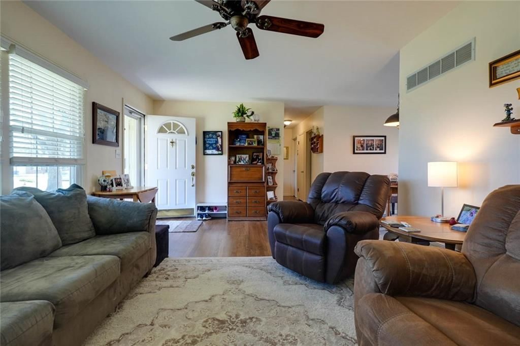 8220 Willow Way — photo 5
