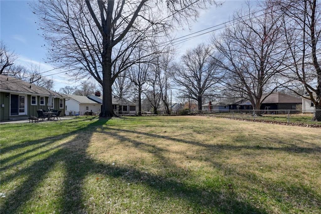 8220 Willow Way — photo 40