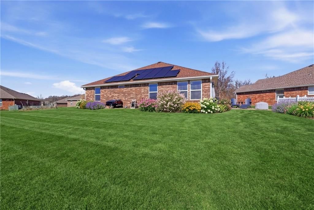 1703 NW Willow Drive — photo 27