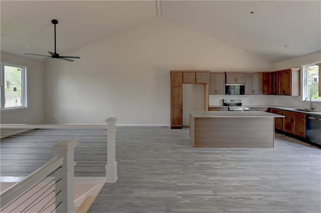631 N 62nd Street — photo 16