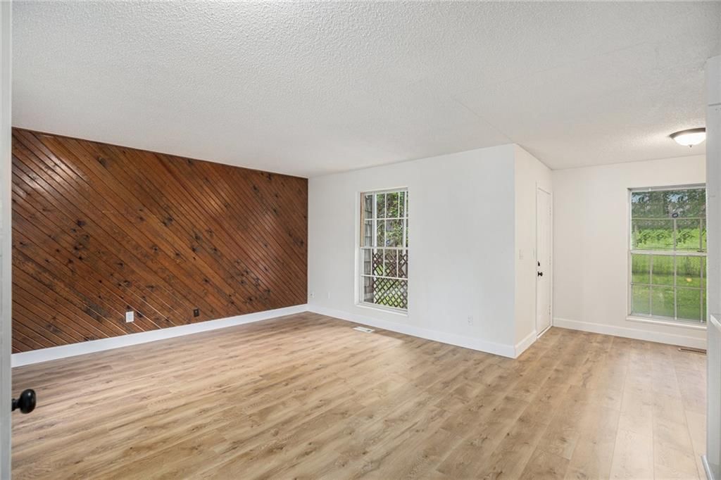 10019 E 67TH Street — photo 4