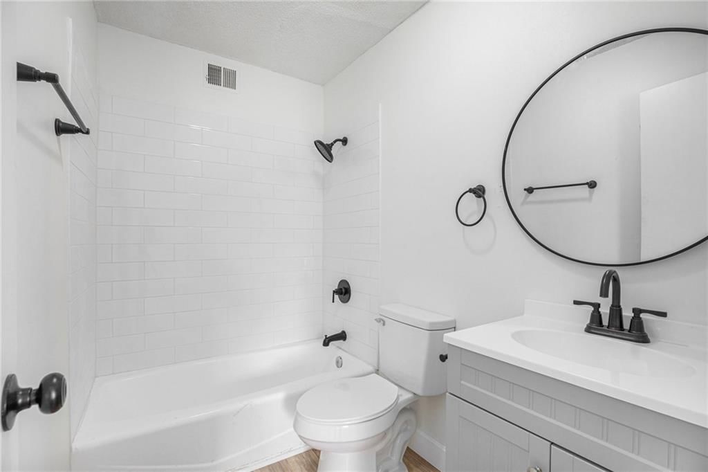 10019 E 67TH Street — photo 13