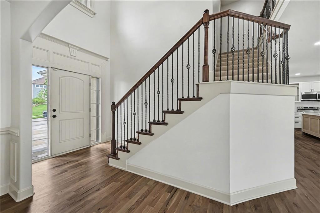 9610 N Elm Court — photo 5