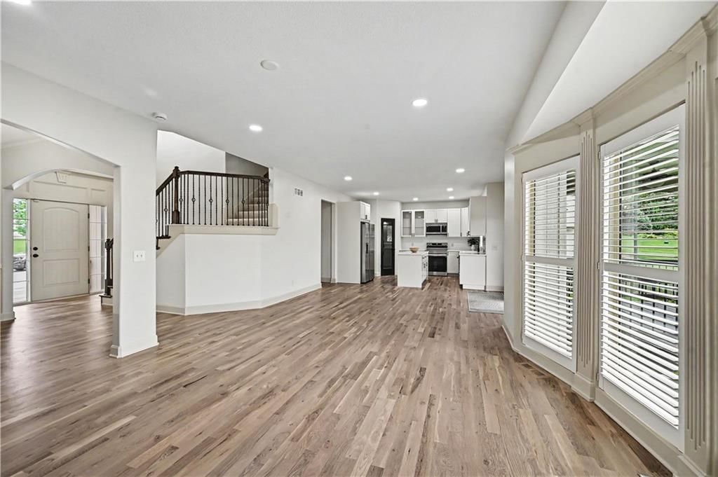 9610 N Elm Court — photo 10