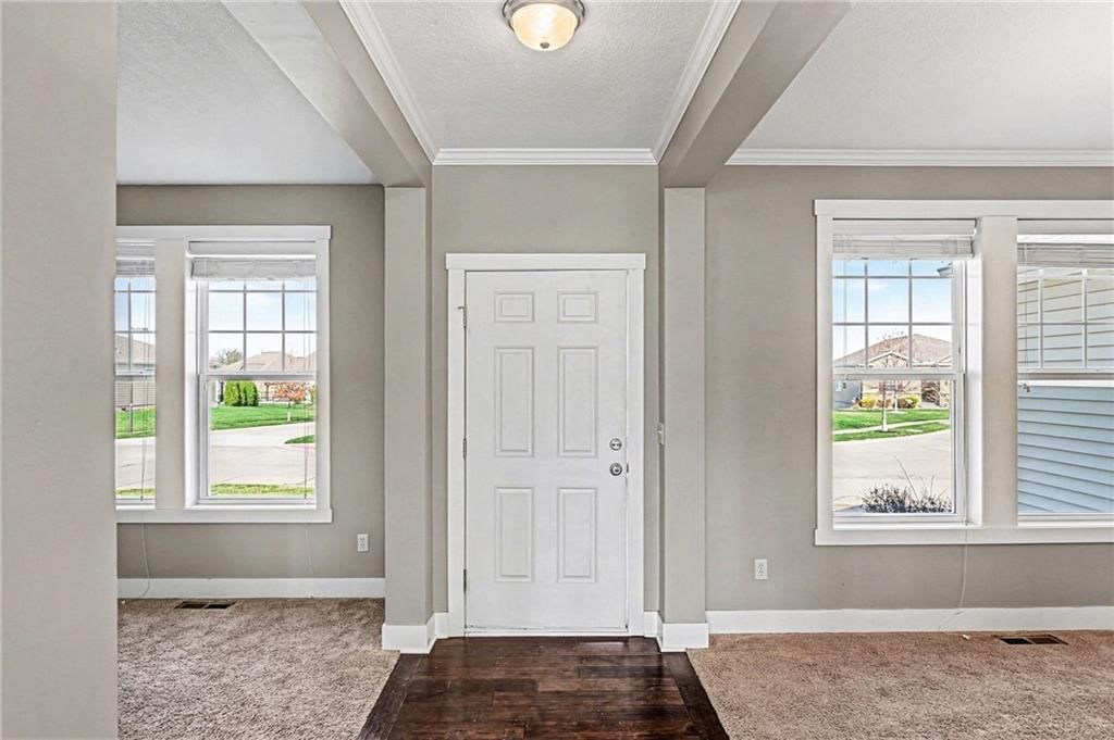 23729 W 92nd Terrace — photo 4