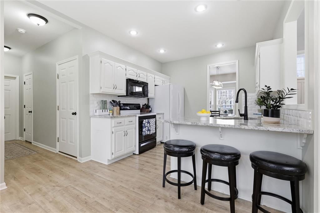 14573 W 152nd Street — photo 10