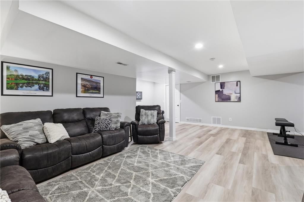 14573 W 152nd Street — photo 32