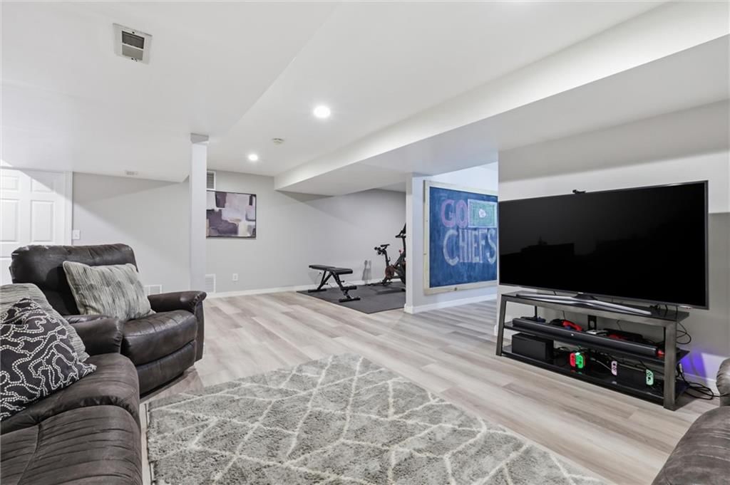 14573 W 152nd Street — photo 35