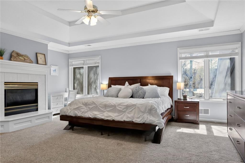 155 Pointe Drive — photo 13