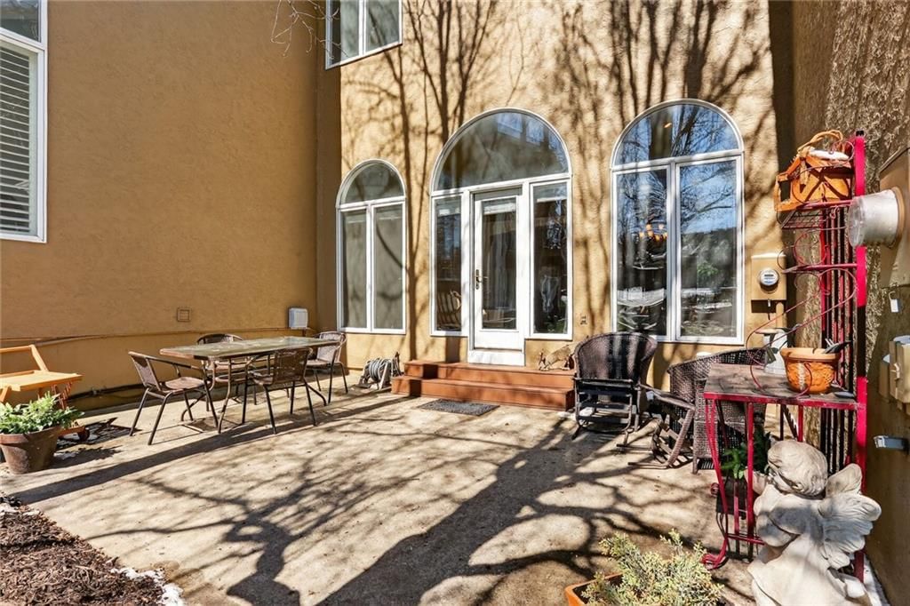 155 Pointe Drive — photo 24