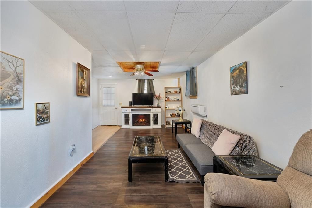 1013 Osage Street — photo 8