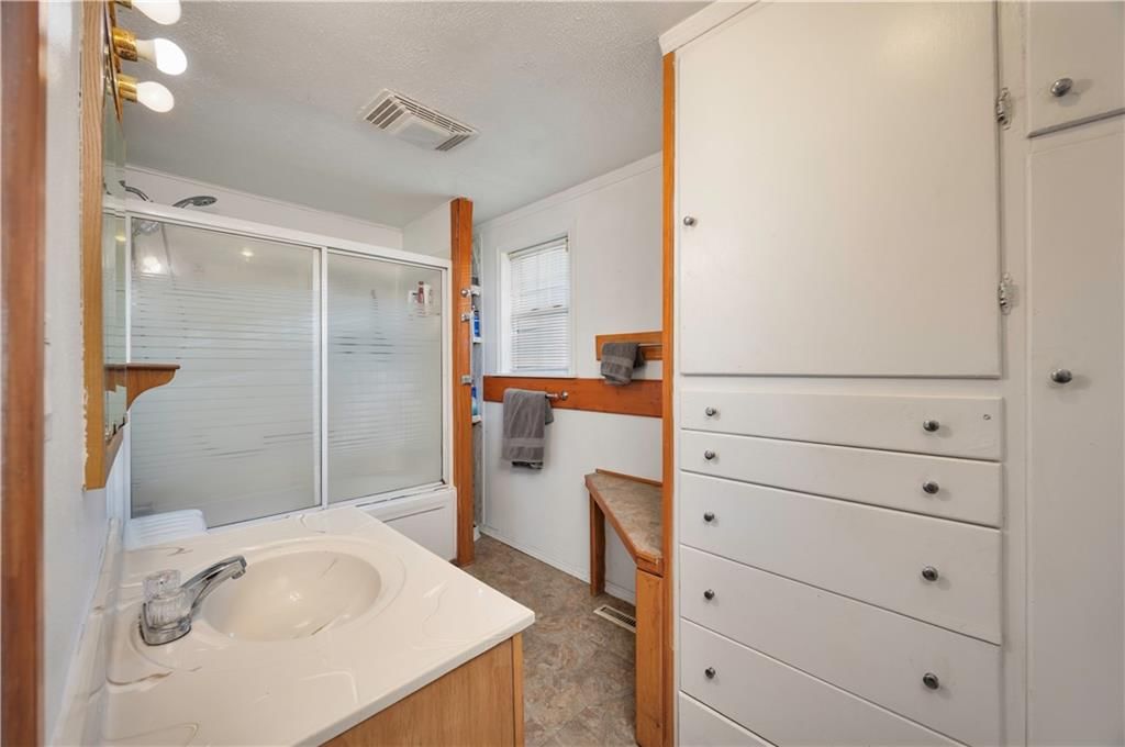 1013 Osage Street — photo 16