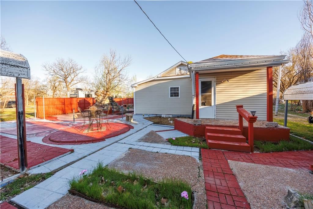 1013 Osage Street — photo 21