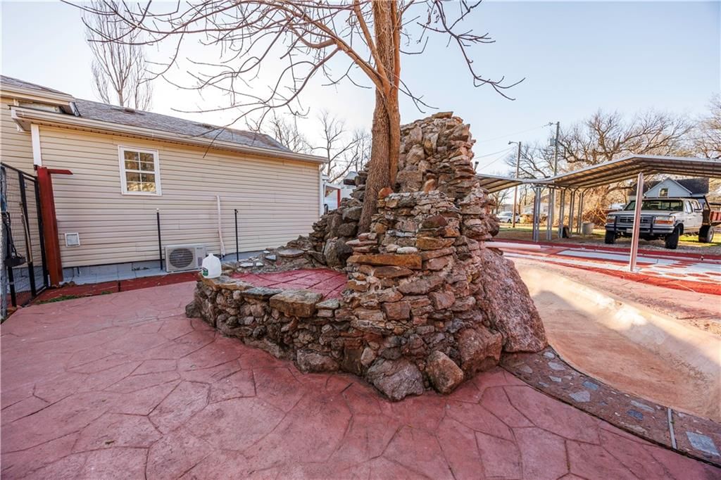 1013 Osage Street — photo 25