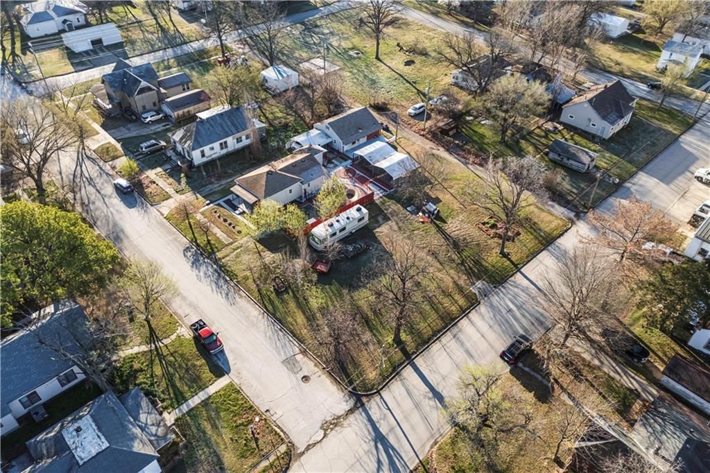 1013 Osage Street — photo 37